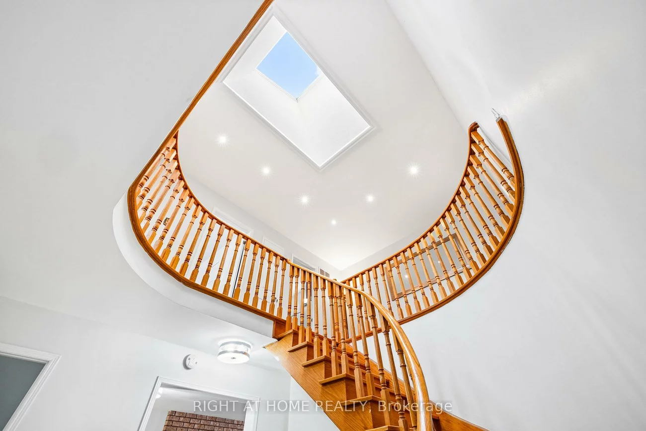 4469, Idlewilde, Central Erin Mills, Mississauga