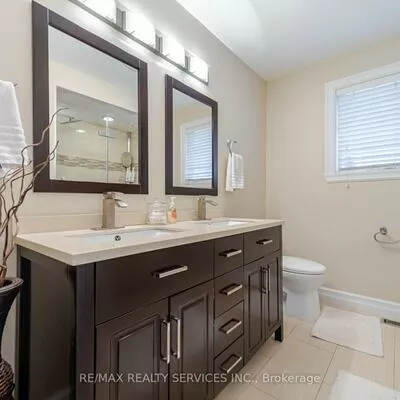 5749, Greensboro, Central Erin Mills, Mississauga