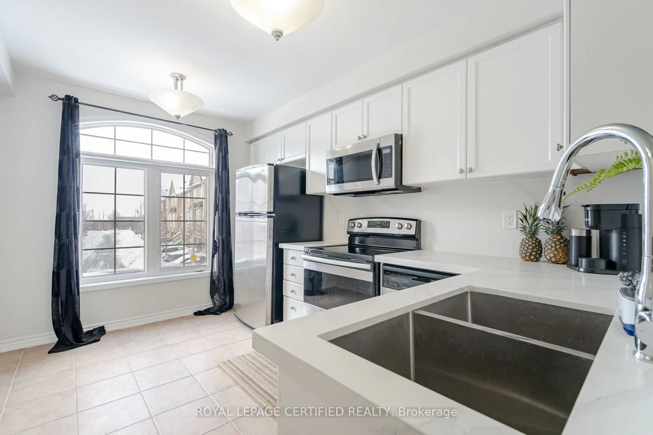 3356, Redpath, Lisgar, Mississauga