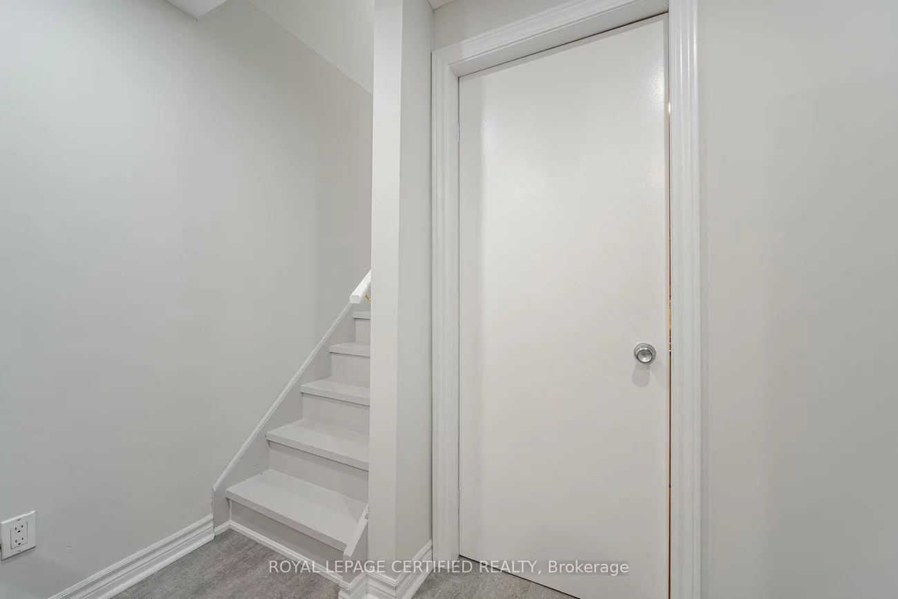 3356, Redpath, Lisgar, Mississauga