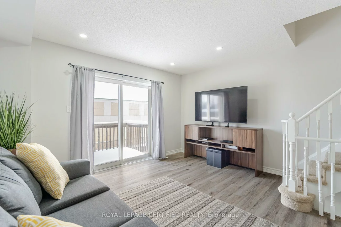 3356, Redpath, Lisgar, Mississauga