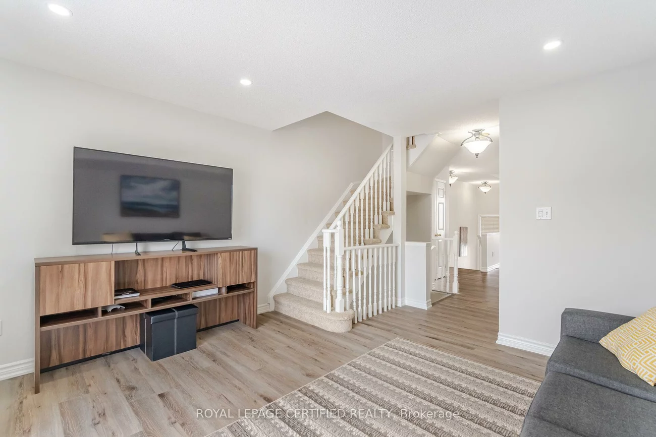3356, Redpath, Lisgar, Mississauga