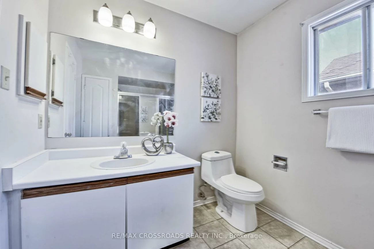 6212, Ford, East Credit, Mississauga
