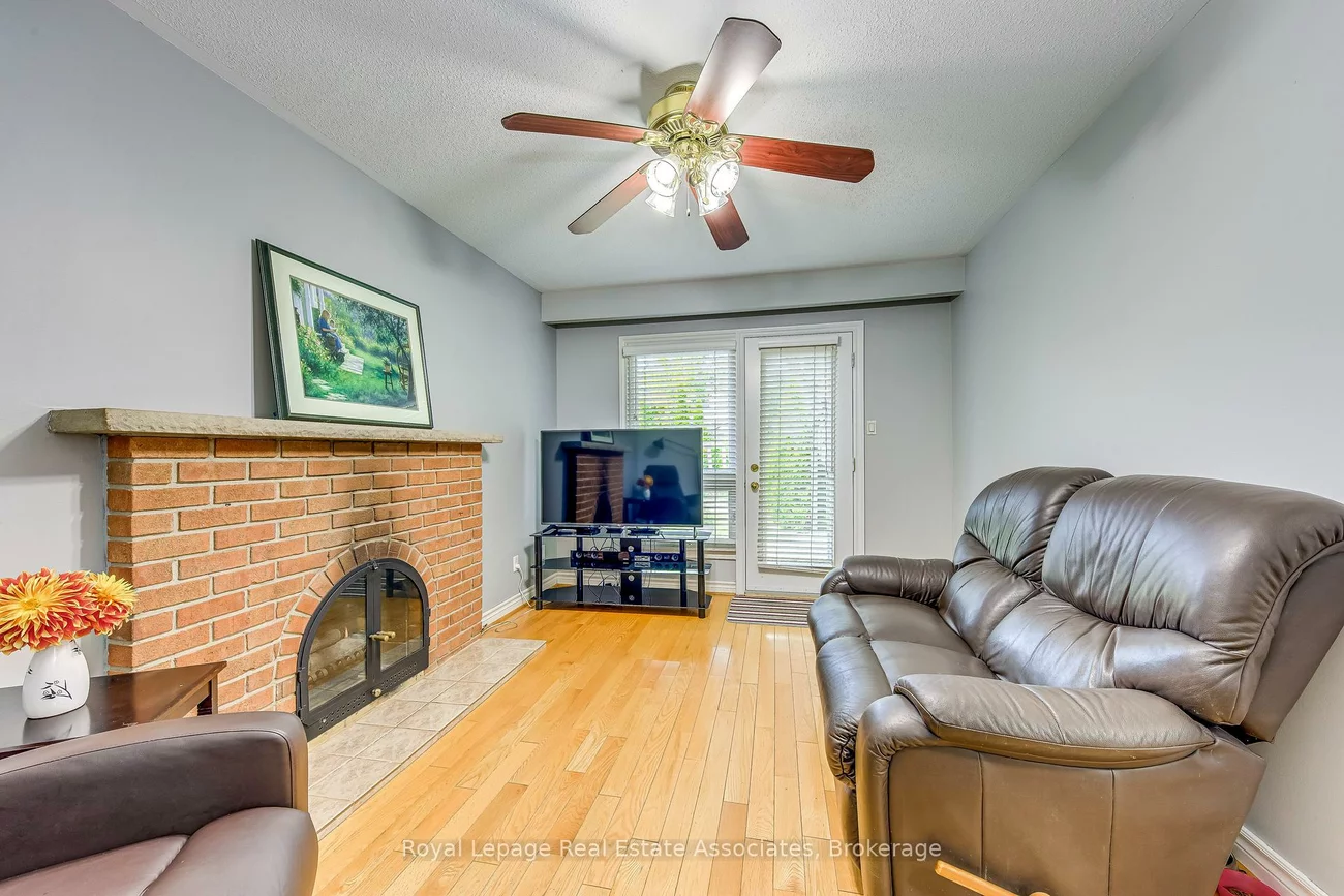2406, Buttonbush, Erin Mills, Mississauga