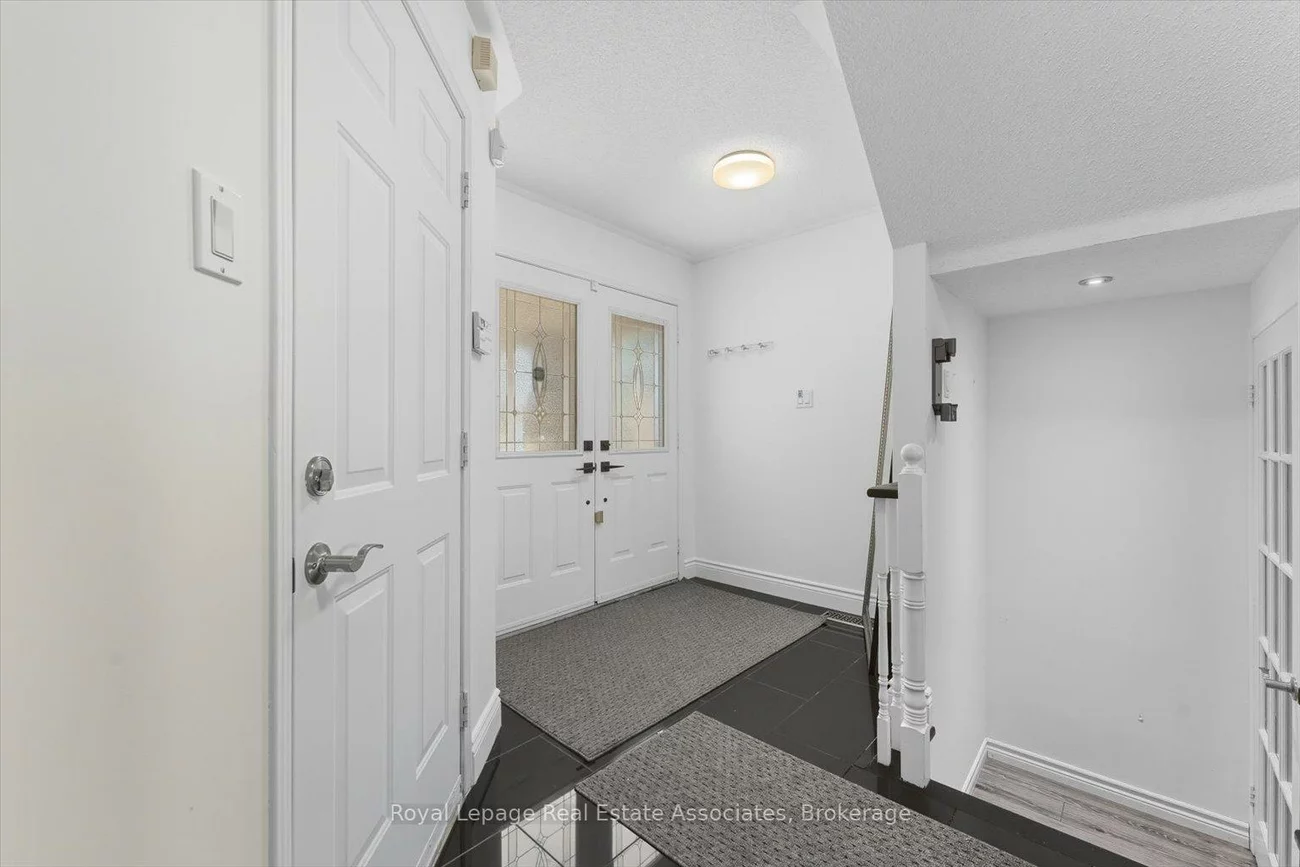 443, Stonetree, Cooksville, Mississauga