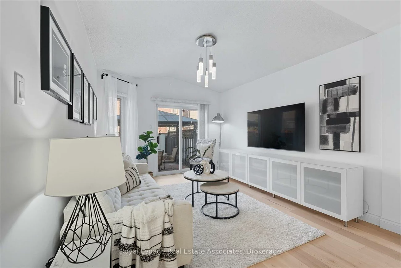 443, Stonetree, Cooksville, Mississauga