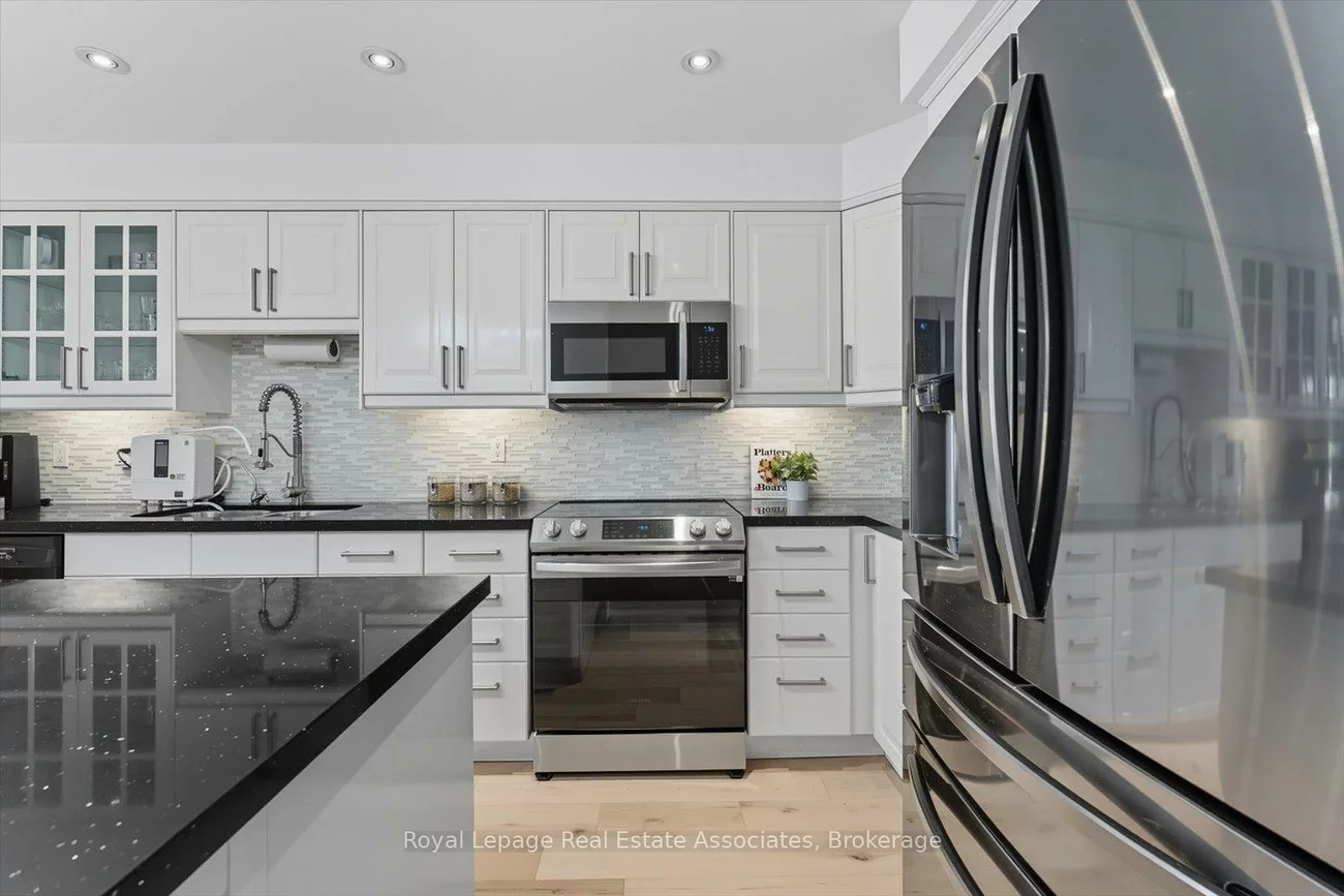 443, Stonetree, Cooksville, Mississauga