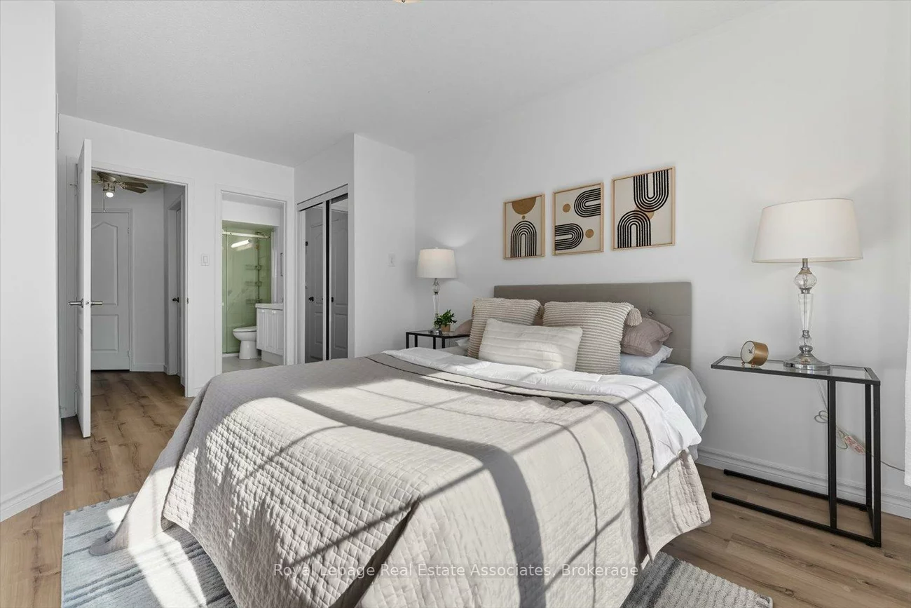443, Stonetree, Cooksville, Mississauga