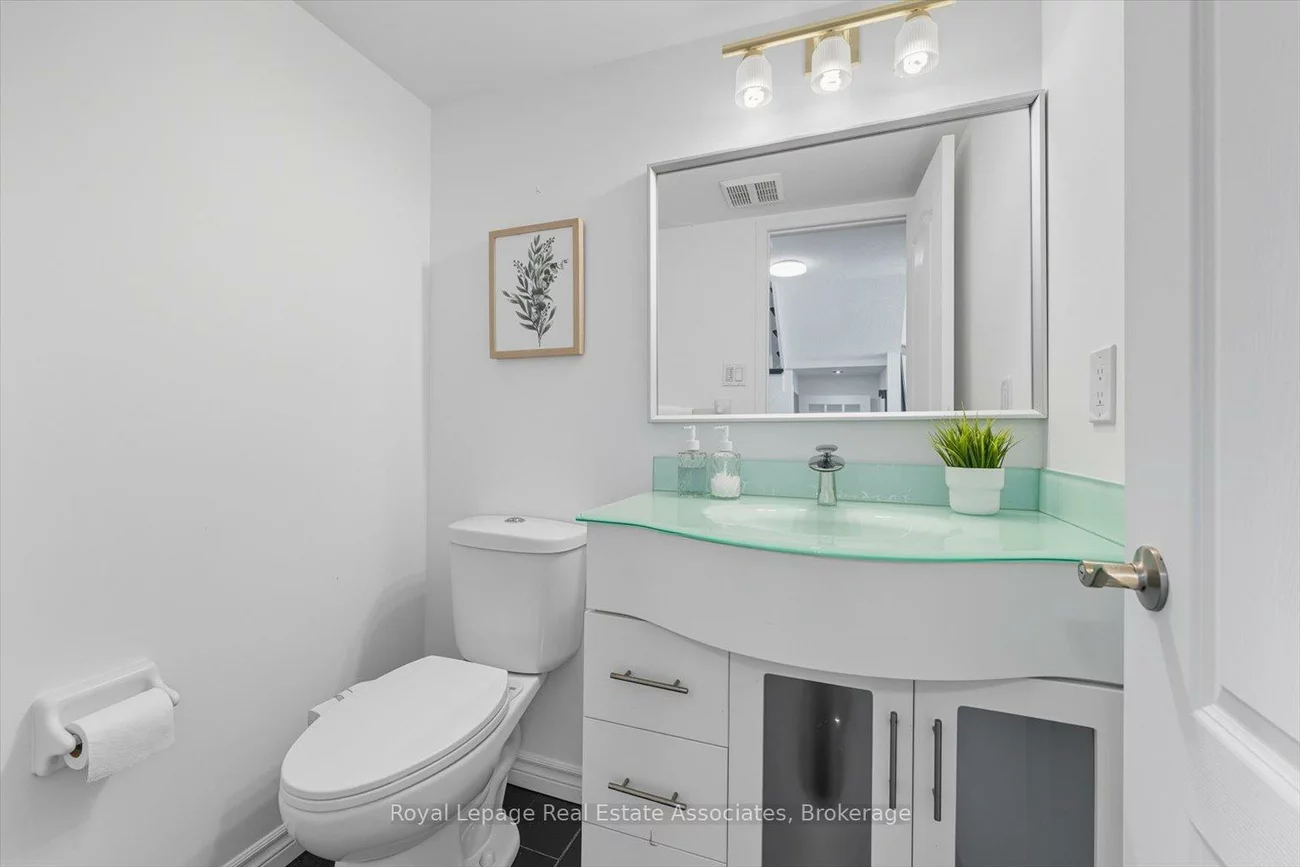 443, Stonetree, Cooksville, Mississauga