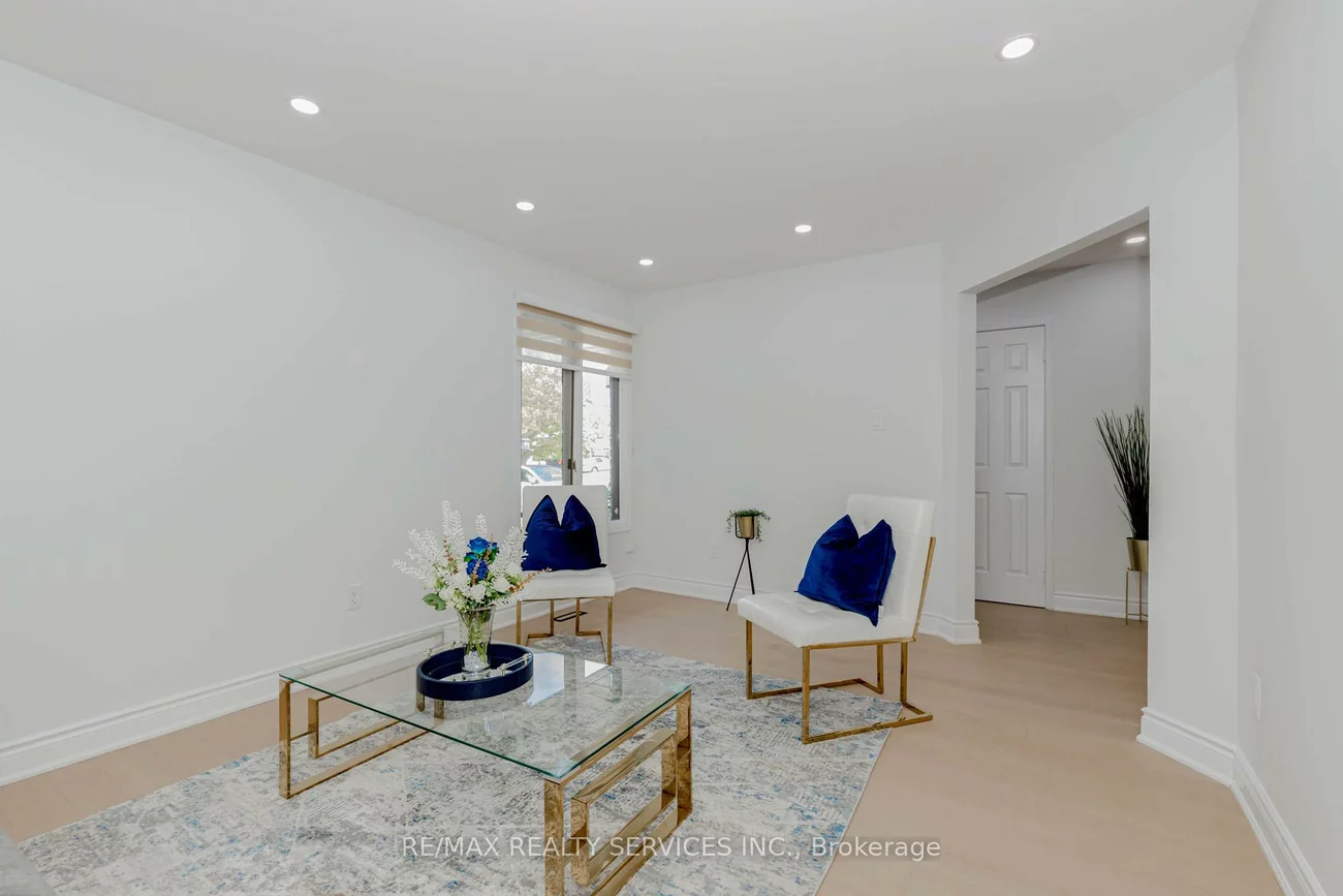 152, Blackfoot, Hurontario, Mississauga
