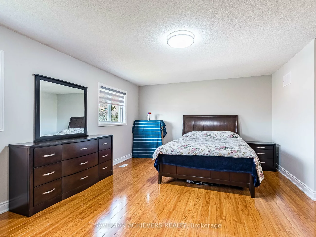 1041, Blizzard, East Credit, Mississauga