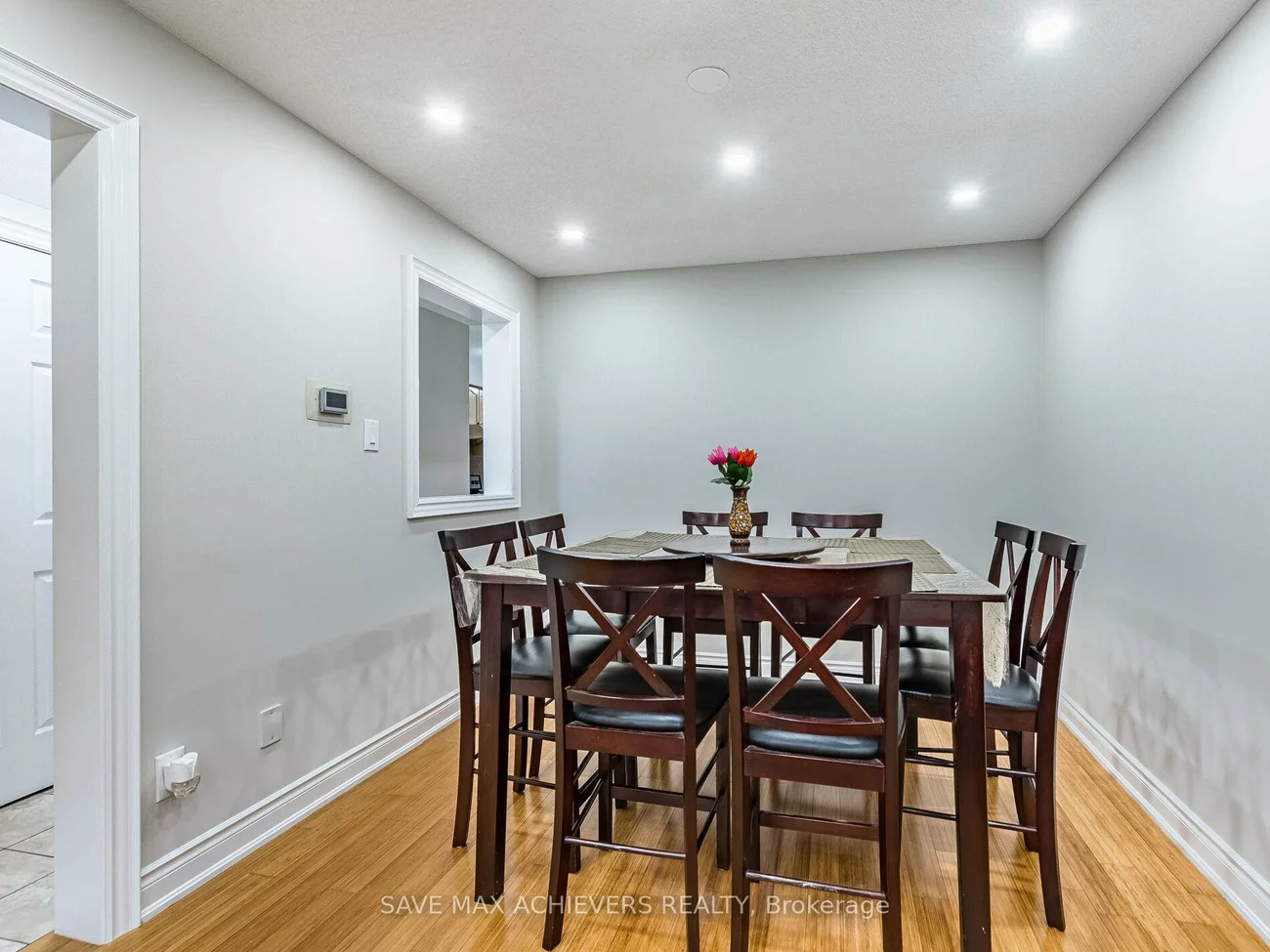 1041, Blizzard, East Credit, Mississauga