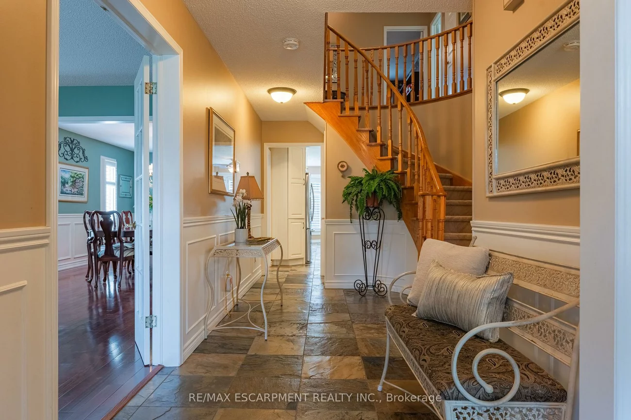 2054, Teeside, Central Erin Mills, Mississauga