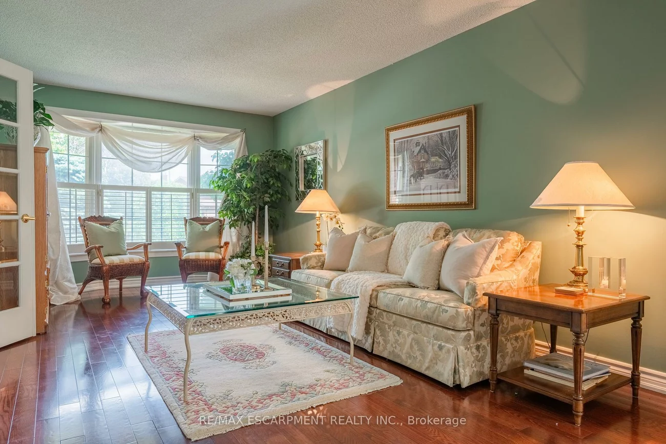 2054, Teeside, Central Erin Mills, Mississauga