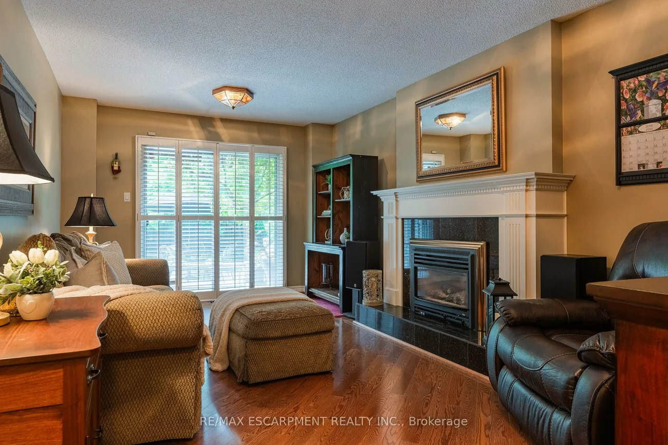 2054, Teeside, Central Erin Mills, Mississauga