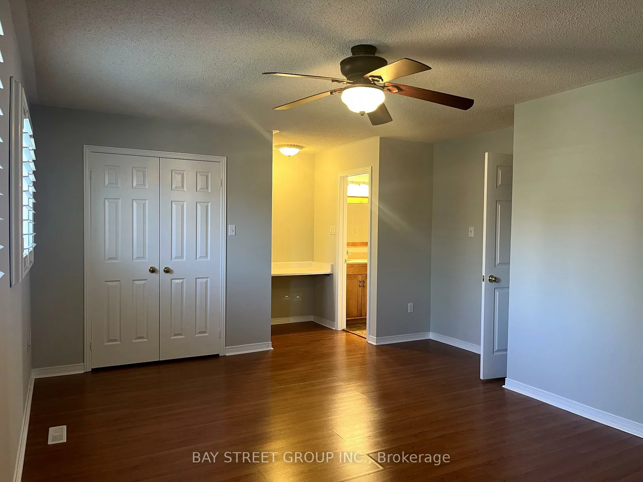 2517, Dinning, Central Erin Mills, Mississauga