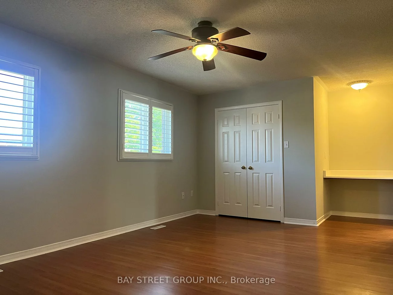 2517, Dinning, Central Erin Mills, Mississauga