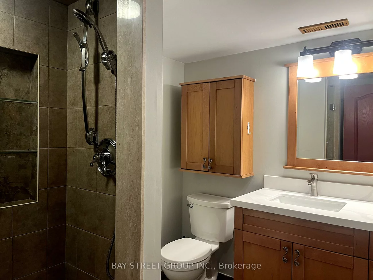 2517, Dinning, Central Erin Mills, Mississauga