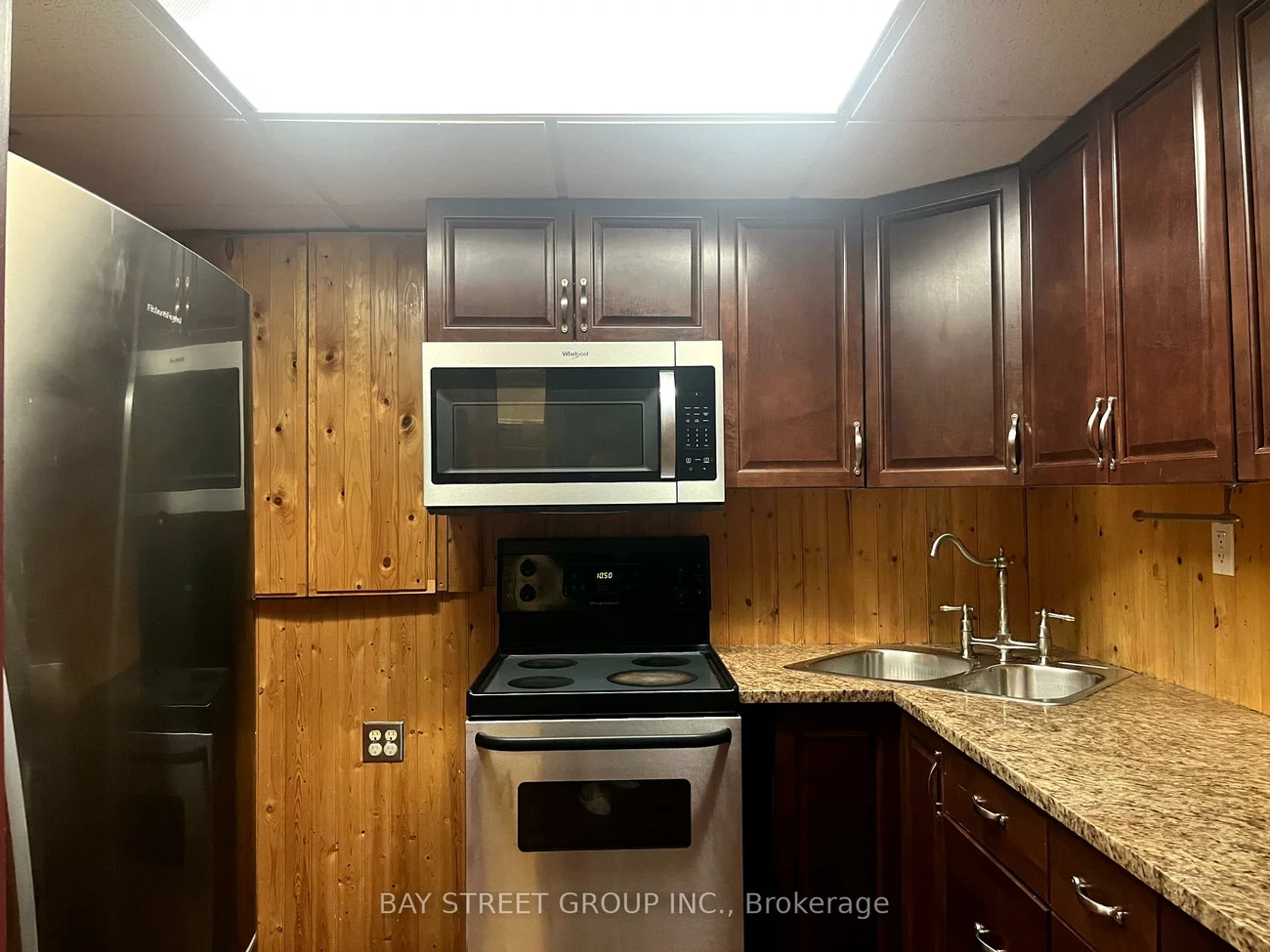 2517, Dinning, Central Erin Mills, Mississauga