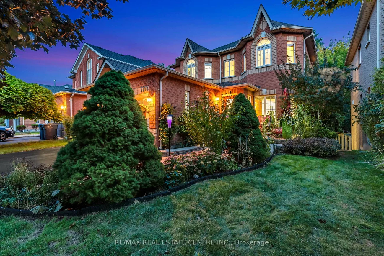 7173, Waldorf, Meadowvale Village, Mississauga