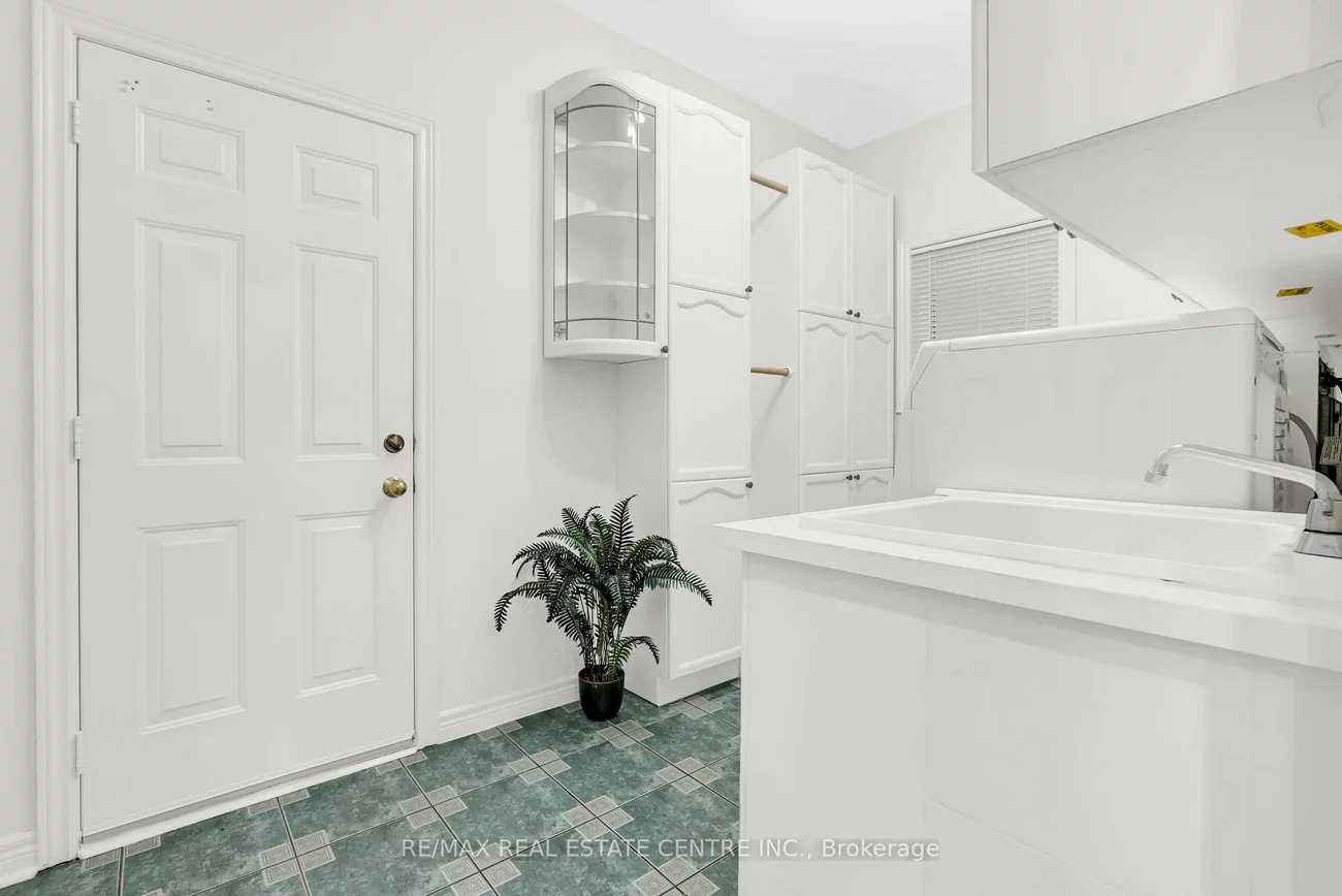 7173, Waldorf, Meadowvale Village, Mississauga