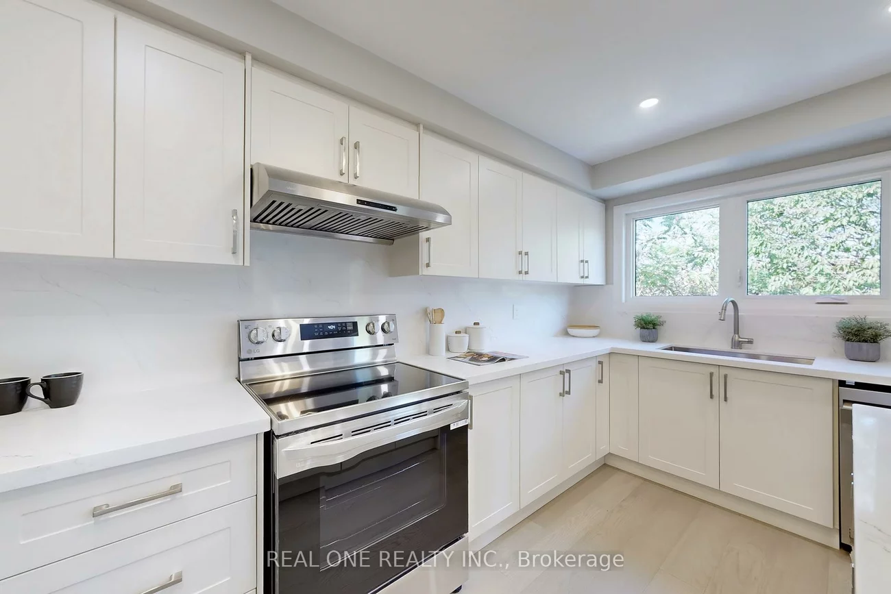 1417, Daniel Creek, East Credit, Mississauga