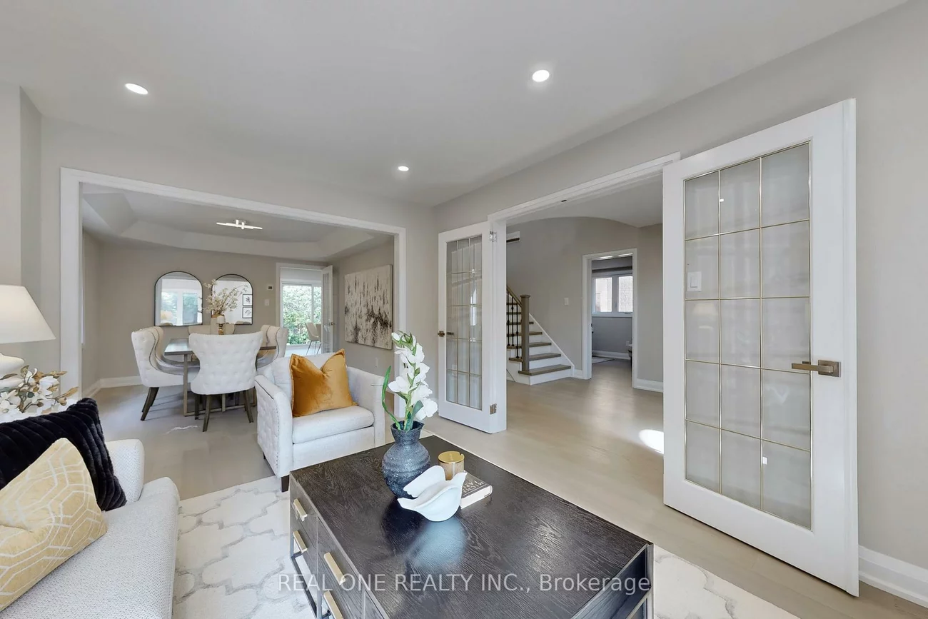 1417, Daniel Creek, East Credit, Mississauga