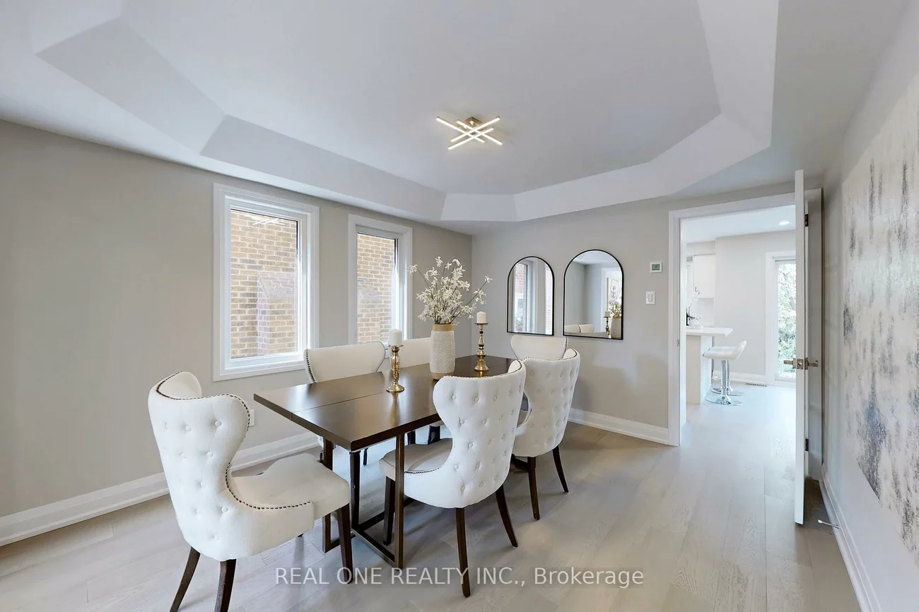 1417, Daniel Creek, East Credit, Mississauga