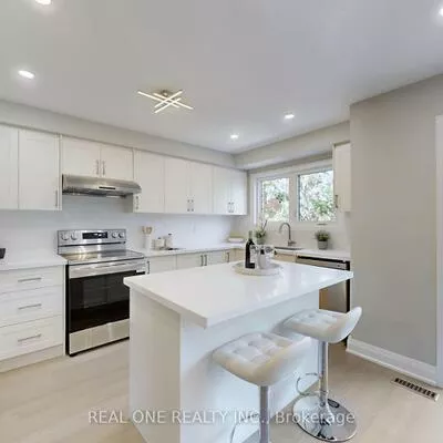1417, Daniel Creek, East Credit, Mississauga