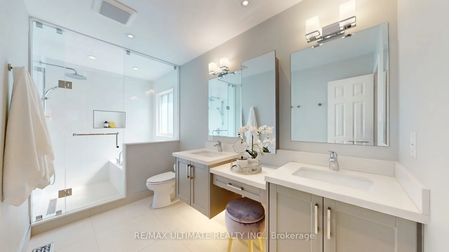 7013, Lessard, Meadowvale Village, Mississauga