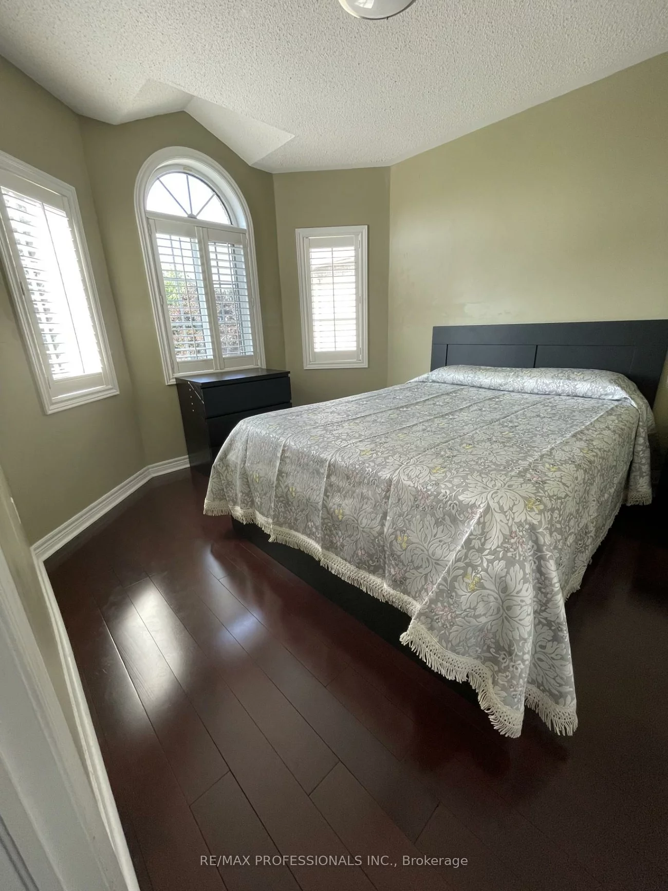 7153, Waldorf, Meadowvale Village, Mississauga