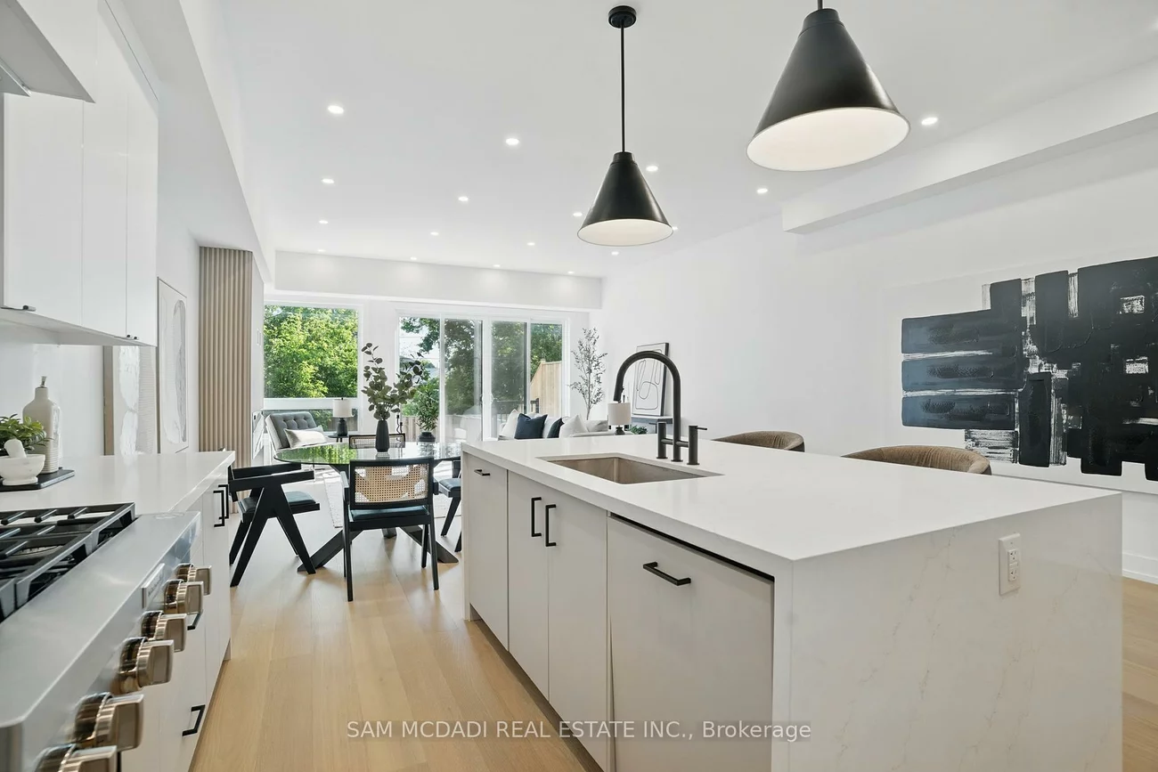 1039, Caven, Lakeview, Mississauga