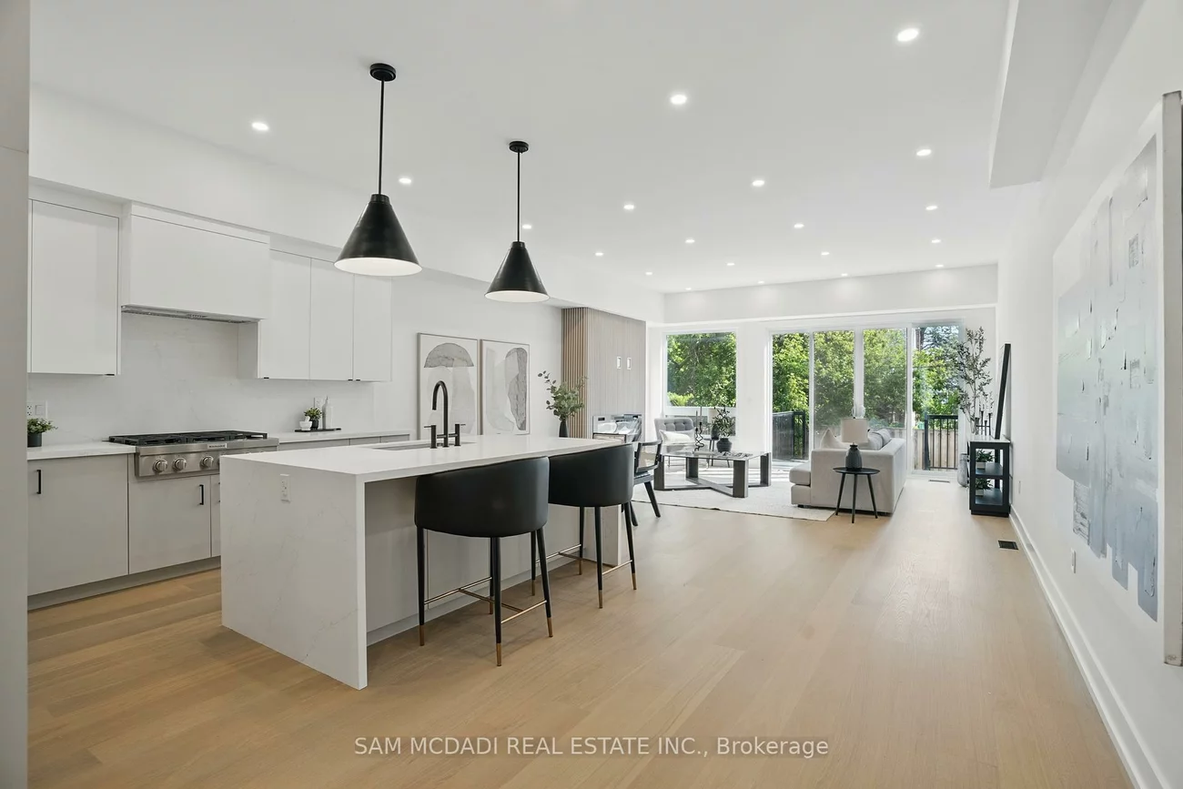 1039, Caven, Lakeview, Mississauga