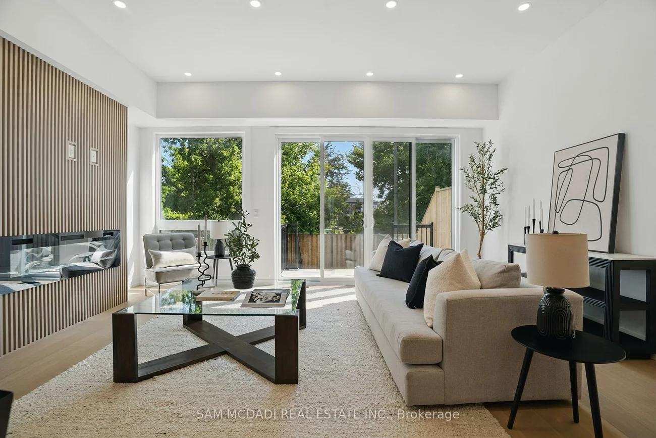 1039, Caven, Lakeview, Mississauga