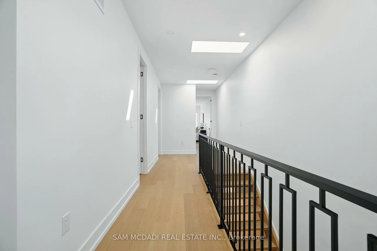 1039, Caven, Lakeview, Mississauga
