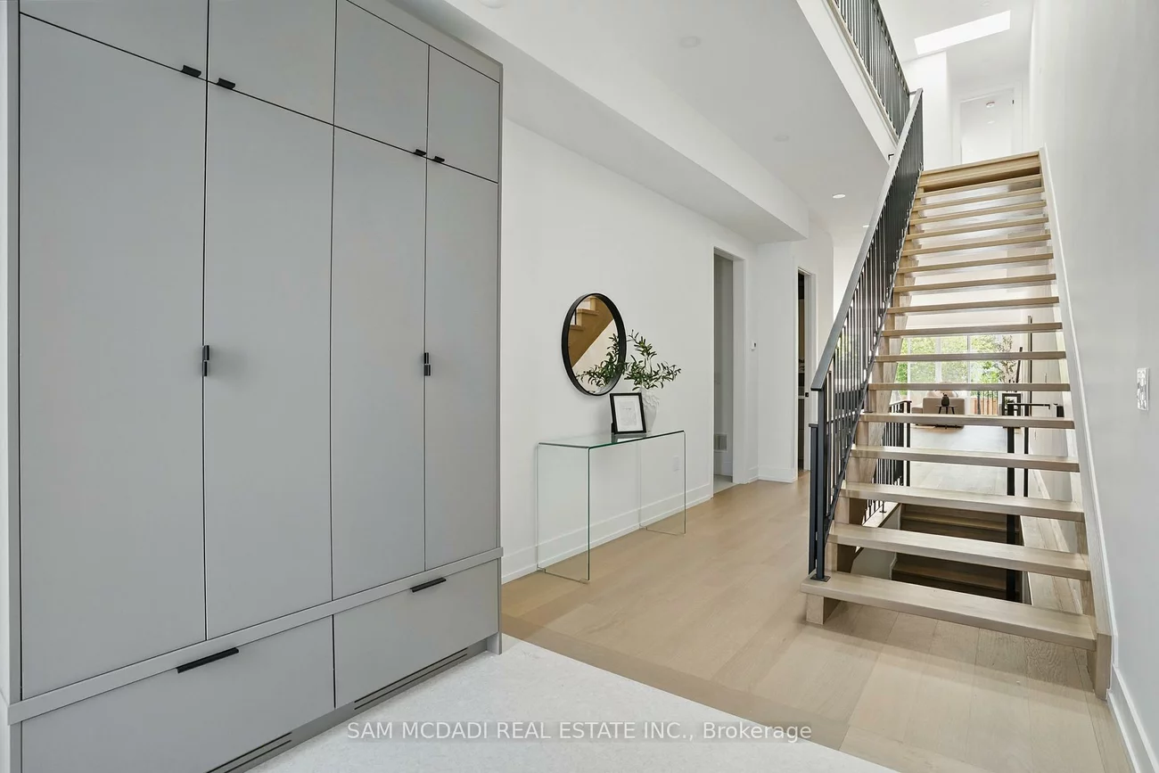 1039, Caven, Lakeview, Mississauga
