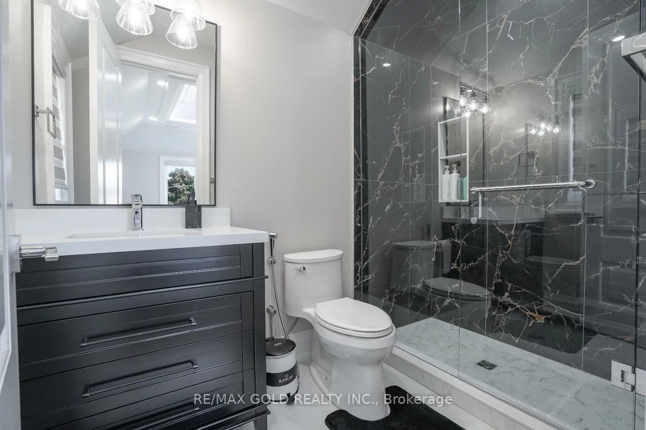 19, Maldaver, Streetsville, Mississauga