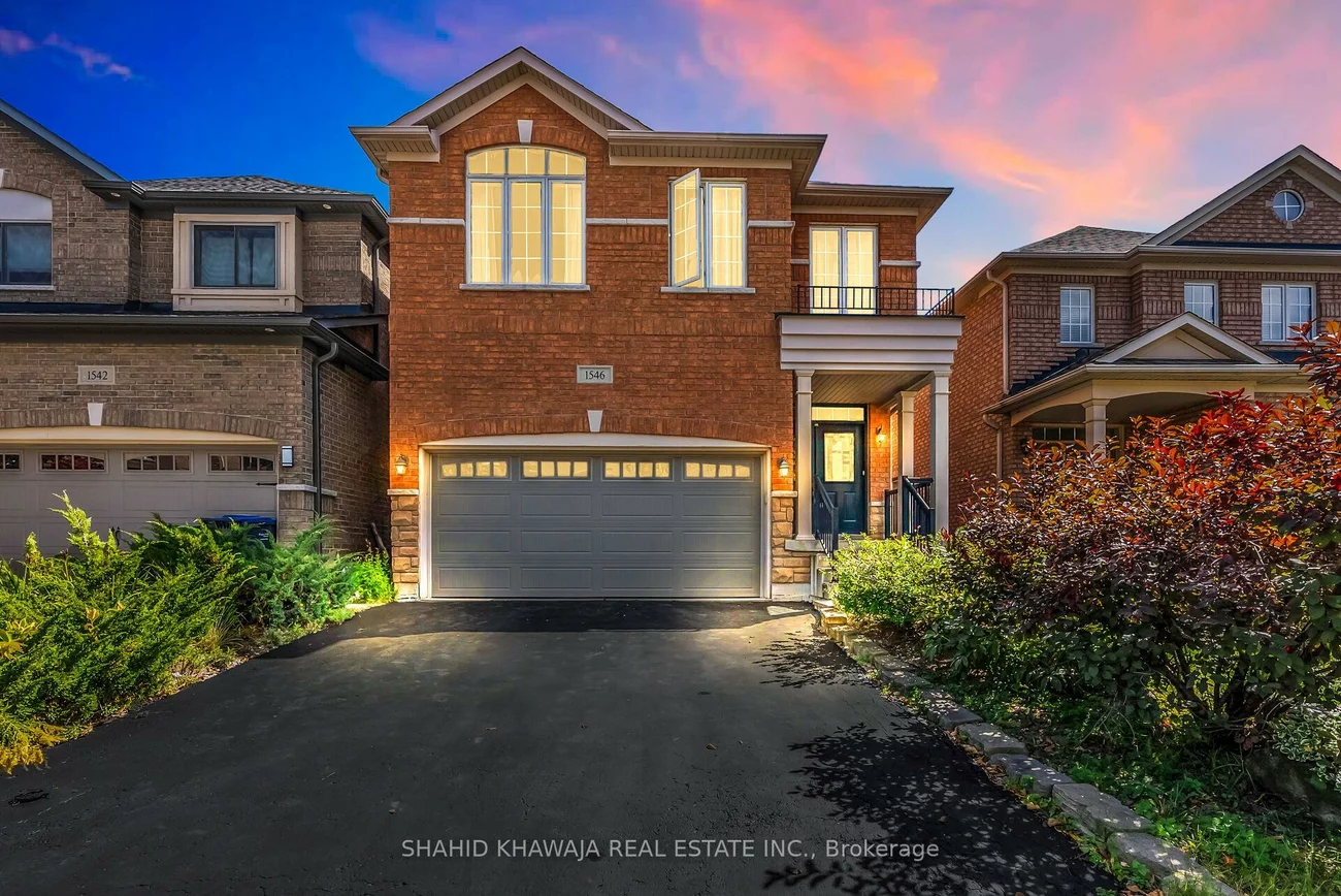 1546, Portsmouth, East Credit, Mississauga