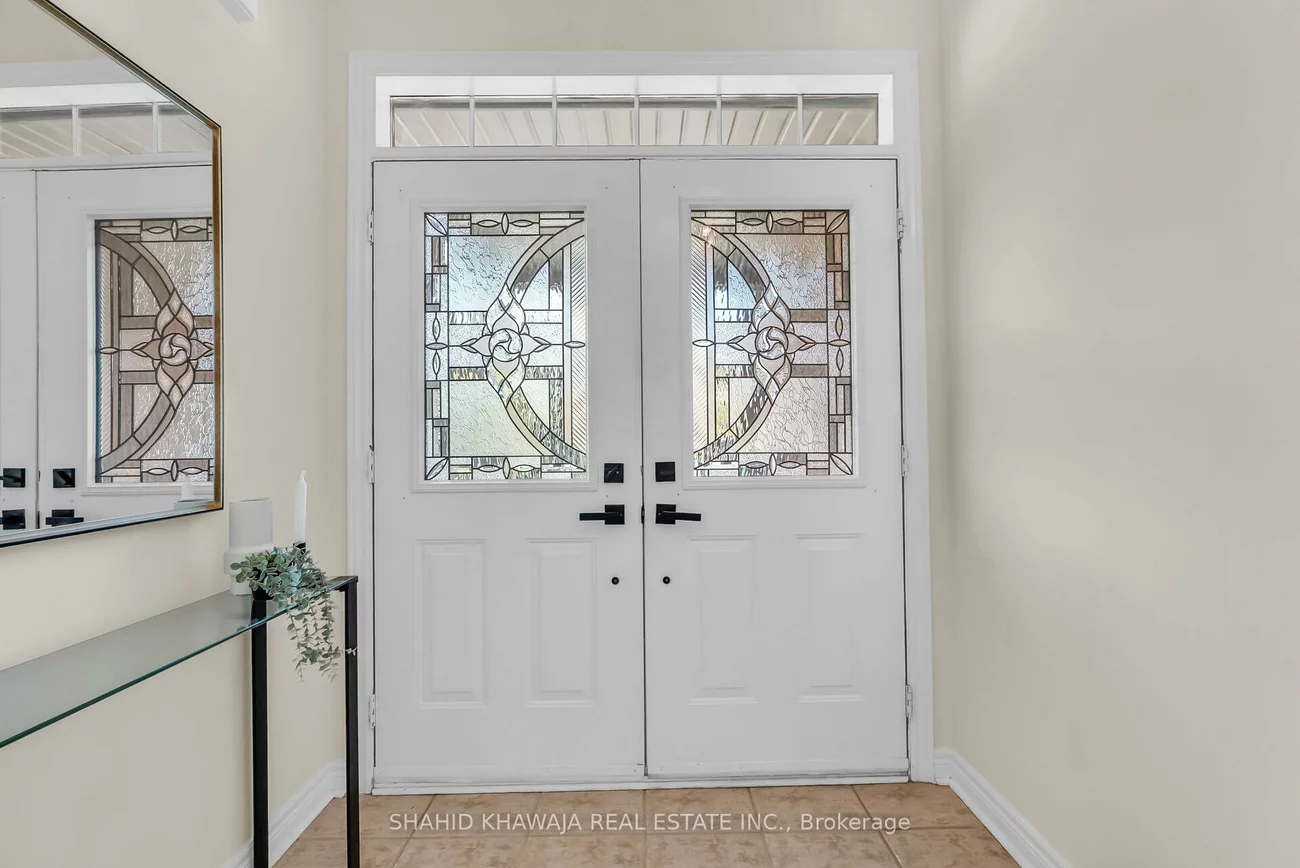1546, Portsmouth, East Credit, Mississauga