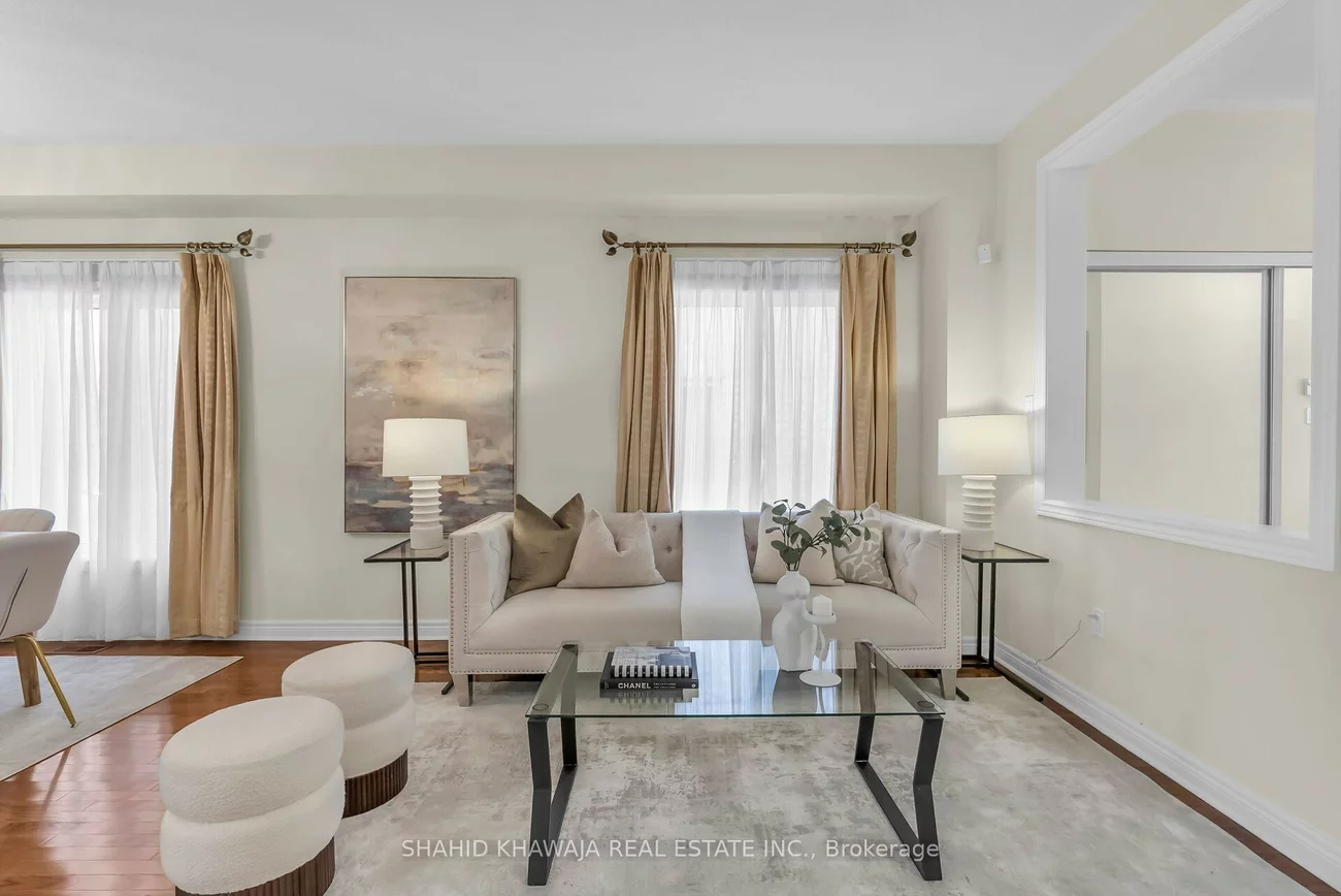 1546, Portsmouth, East Credit, Mississauga