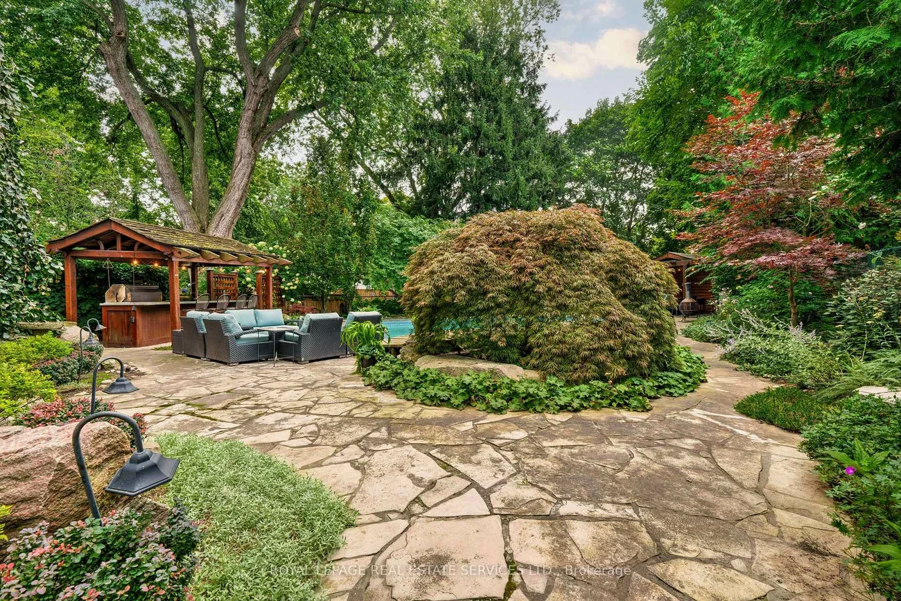 938, Meadow Wood, Clarkson, Mississauga