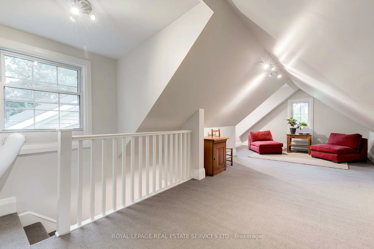 938, Meadow Wood, Clarkson, Mississauga
