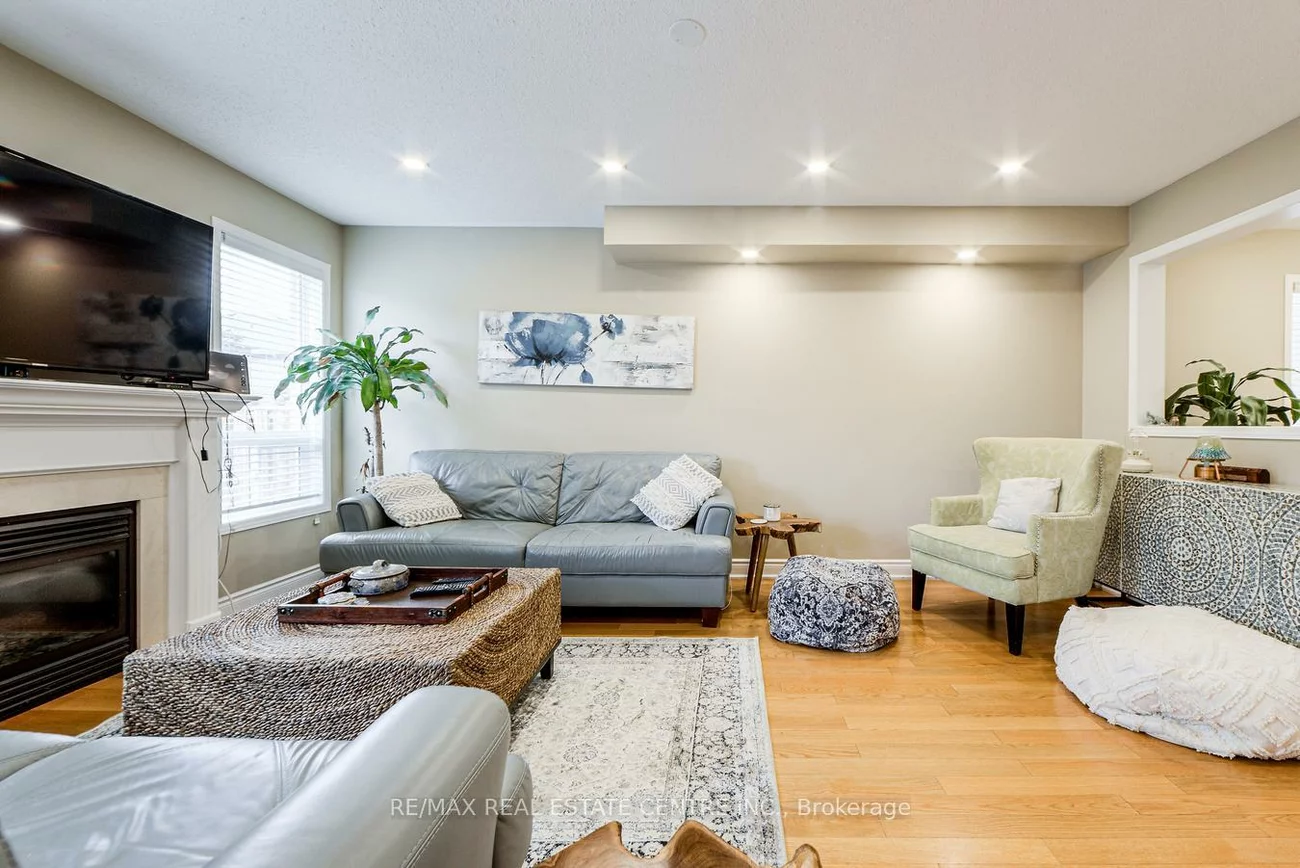 3950, Burdette, Churchill Meadows, Mississauga