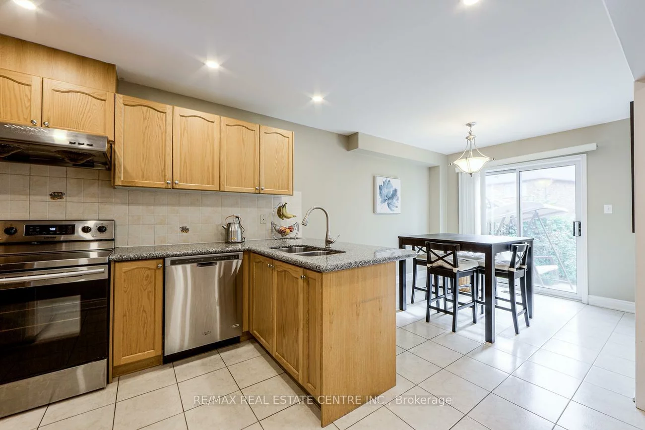 3950, Burdette, Churchill Meadows, Mississauga