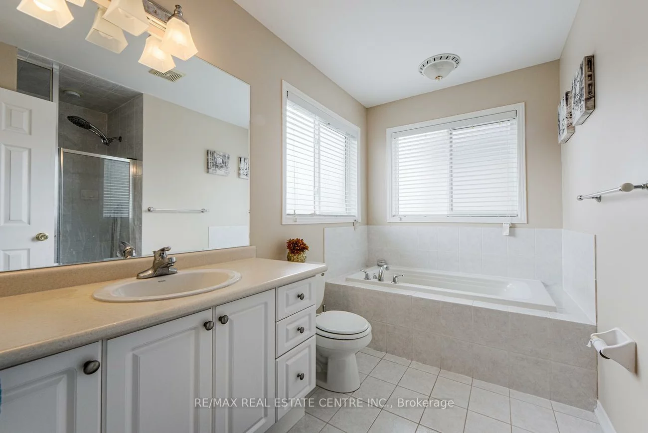 3950, Burdette, Churchill Meadows, Mississauga