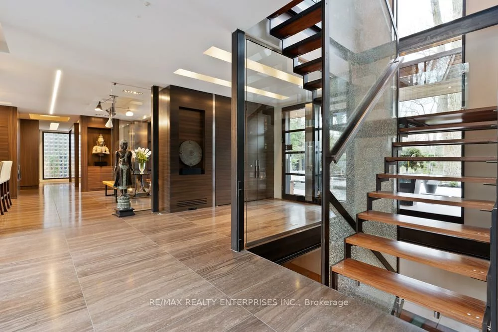 123, Kenollie, Mineola, Mississauga