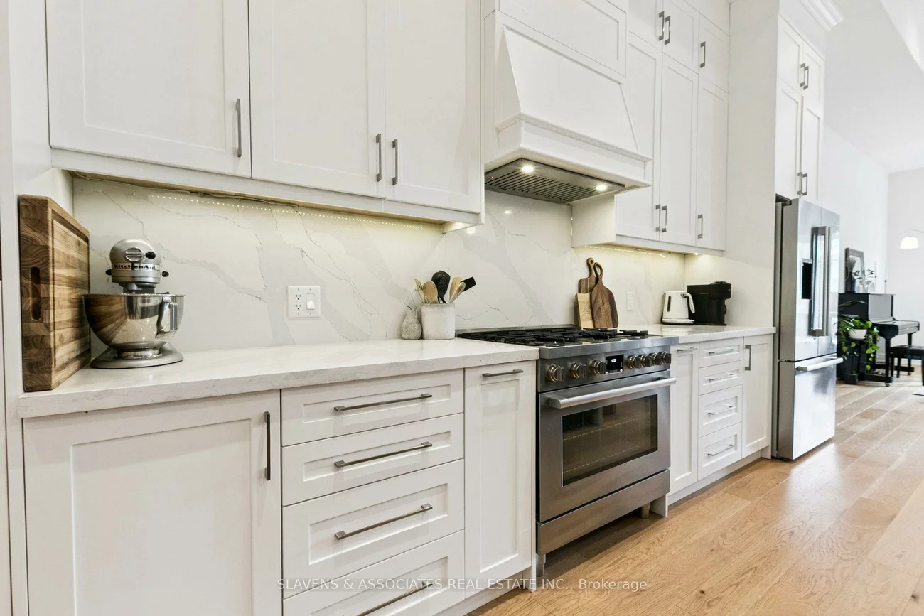 1040, Enola, Lakeview, Mississauga