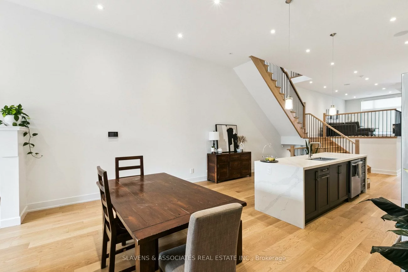 1040, Enola, Lakeview, Mississauga