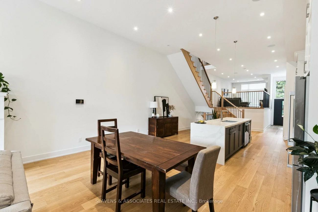 1040, Enola, Lakeview, Mississauga