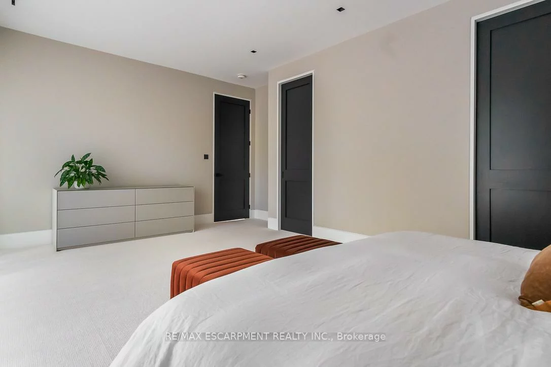 1308, Greenoaks, Lorne Park, Mississauga